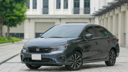 Xe gầm cao lên ngôi, sedan chỉ còn vài cái tên hút khách